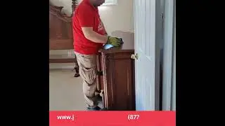 JFK Wrapping Process #bestmovers #bestmovingcompany #movingservices #movinghelp