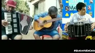 Carlos Rodríguez junto a Amigos Mburucuyanos!