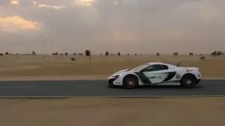Drone vs McLaren in Dubai