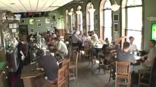 The Walnut Room. Restaurants on CNTV &copy;2011