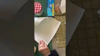 How I make Freezer Paper Hexagons for EPP