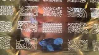 Dashica Big V Nail-Art