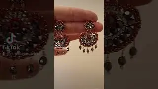 orecchini con cristalli #beadswork #beads #diy #brickstitch #orecchini #diy #beadsjewellery #crafty