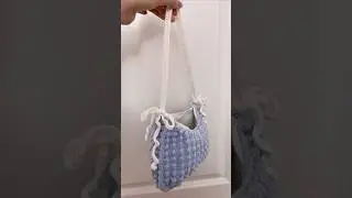 crochet blue popcorn bag with bows, zipper, and fabric lining 🩵🤍💙 link below!