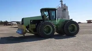 Steiger Cougar 1000 4wd Tractor with dozer blade