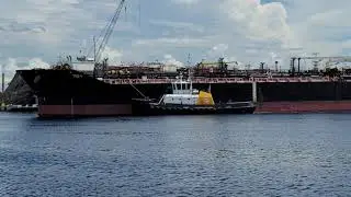 Large Fuel Ship Gets Escorted Up The Garrison Channel @ PORT TAMPA BAY FLORIDA.