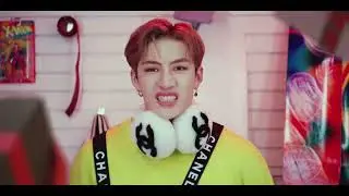 Stray Kids  Christmas EveL  M V