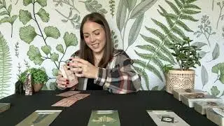 CANCER LOVE TAROT | They&rsquo;re conflicted about this connection&hellip; | SEPTEMBER 2025