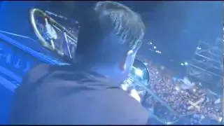 Cristian presentando a la banda