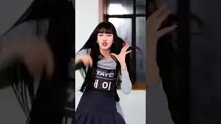 YOON (STAYC) becoming J (STAYC) *part change dance*