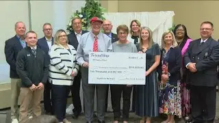 'Big Nut' presents $10K check at Sandusky County charity night