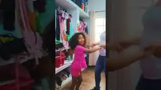 agarrando fuerza para doblar la ropa❤️❤️