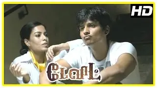 David Tamil Movie Scenes | Jeeva Intro | Jeeva and Sheetal discuss financial problems | Nasser