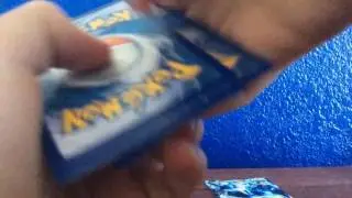 Opening the BEST Thundurus EX tin (Insane Pulls!!!)