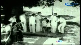 Anbu Sagotharargal-Muthukku Muthaga Song