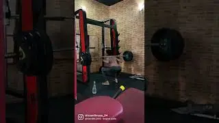 Gym status 🔥 heavy squat #shorts #youtubeshorts #motivation #bodybuilding #trending