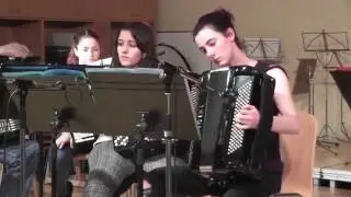 LA PRINCESA DEL ACORDEON (CRISTINA ARAMBURU Y NAROA OYARZABAL)