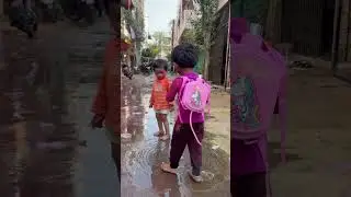 Rang Barse Bheege Chunarwali | Flash Mob by baby girl#sharvisd #shorts #shortsfeed #rangbarse #cute