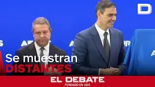 Page se aparta de Sánchez ante las cámaras en un frío encuentro en Albacete