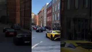Bugatti Chiron and a supercars convoy in London