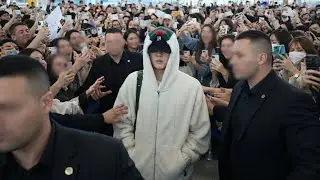 Fans couldn’t stop crying—JIN BTS waved to ARMY in a touching moment in Lisbon