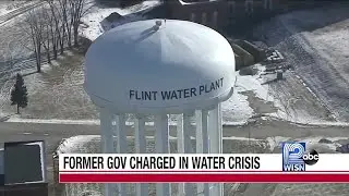 Former governor charged in water crisis