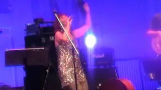 Premio Tenco 10-11 e 12 Nov. Ariston di Sanremo 2011 cantautrice..