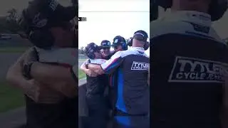 🏆🏁 Момент, когда Кэмерон Бобье завоевал свой шестой титул чемпиона по супербайку! #мотоцикл