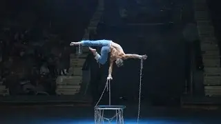 Handstand. Evgeniy Volchkov Hand Balancing 2016.