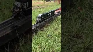 Ns leads gp9 #lionel  #railwaycontent #trains  #locomotive #railway #norfolksouthern #viral