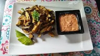 FRIED BAINGAN |  اب آلو کی جگہ بینگن کی چپس بنائیں|by Farhat's kitchen cottage