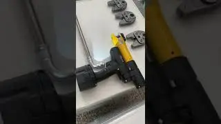 Prensadora REMS MINI conectamos codo de 90&ordm; en tuber&iacute;a de acero inoxidable 1/2.