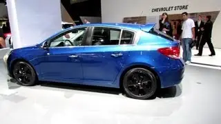 2014 Chevrolet Cruze Hatchback - Exterior and Interior Walkaround - 2013 Frankfurt Motor Show