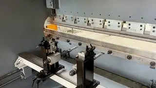 Hydraulische Abkantpresse Fab. HACO  Typ. ERMS 2040, Bj. 2003, Erdmann Werkzeugmaschinen