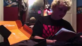 UNBOXING: LootCrate October 2013 
