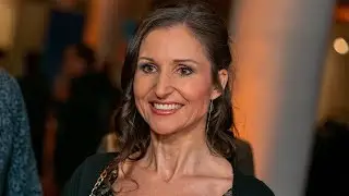 Nach Notoperation beruhigt Schlagersängerin Anita Hofmann ihre Fans