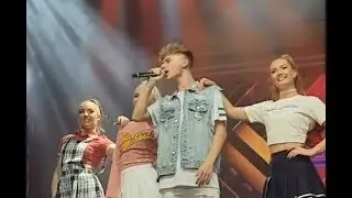 British teen singer HRVY performs live at MYX Music Awards 2018