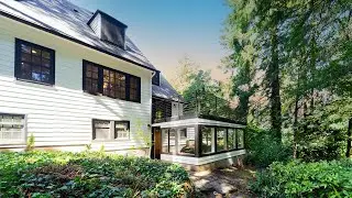 4 BD Luxurious Portland Heights home tucked away on a private street on nearly half an acre.