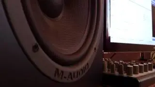 M-Audio Studiophile BX8a Monitor performing