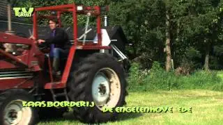 Hooibalen laden en lossen - de Engelenhove, Ede