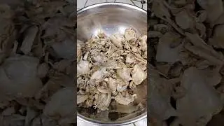 শামুকৰ এটা সুন্দৰ ৰেচিপি || hamuk recipe assamese|| snail dry fry #ytshorts #shots #shortvideo