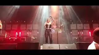 Halestorm - Rain Your Blood on Me, live at Pine Knob Music Theater in Clarkston, MI on 8-19-2025