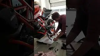 Duke 390 chain cleaning