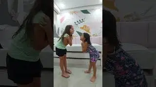 Brincadeira com palmas Babalu #shorts #brincadeiras