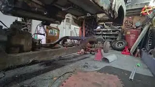 Sketchy body lift on Scout. 
