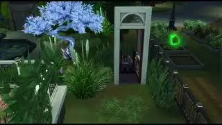Sims 4 Fighting the burglar.