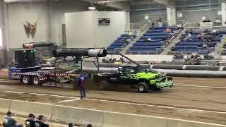 Jeremy Denson pulling Too Disturbed at keystone nationals 2022￼