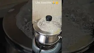amazing kitchen hacks how to stop spill over from pressure cooker ❤️ #shorts #viral #trending