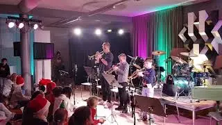 Jingle Bells - Mart Cazant & Quinn Faassen o.l.v. Floris Windey