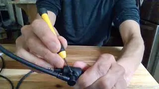 Changing the microphone boom on the Crystal Mic Pro Fulcrum